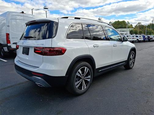 2026 Mercedes-Benz GLB 250 4MATIC