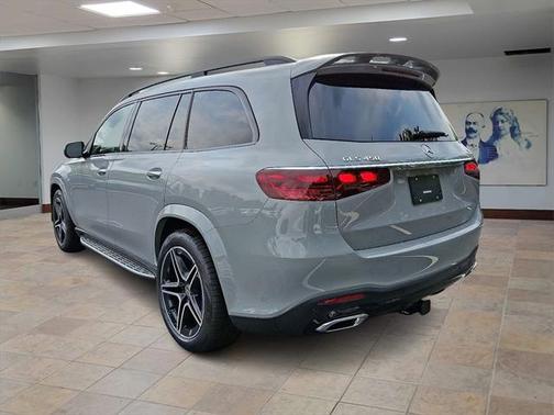 2025 Mercedes-Benz GLS 450 4MATIC