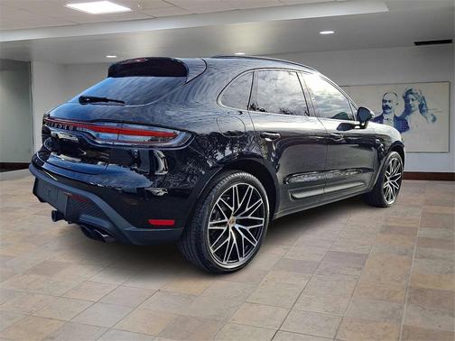 2024 Porsche Macan S