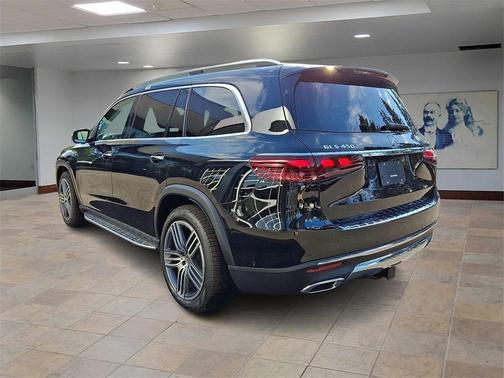 2026 Mercedes-Benz GLS 450 4MATIC