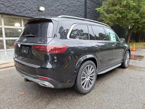 2025 Mercedes-Benz GLS 580 4MATIC