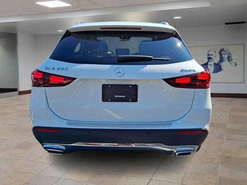 2025 Mercedes-Benz GLA 250 4MATIC