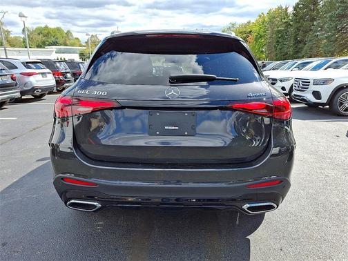 2026 Mercedes-Benz GLC 300 4MATIC
