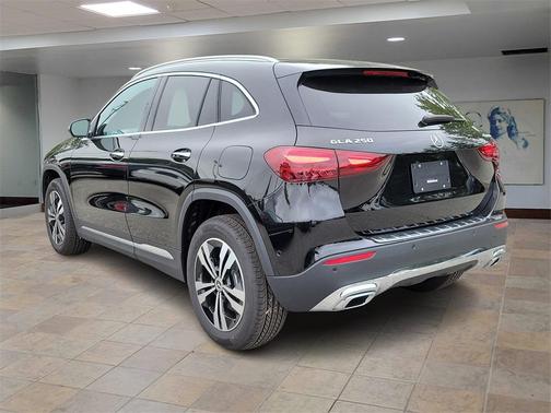 2025 Mercedes-Benz GLA 250 4MATIC