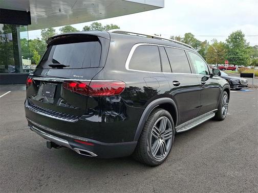 2026 Mercedes-Benz GLS 450 4MATIC