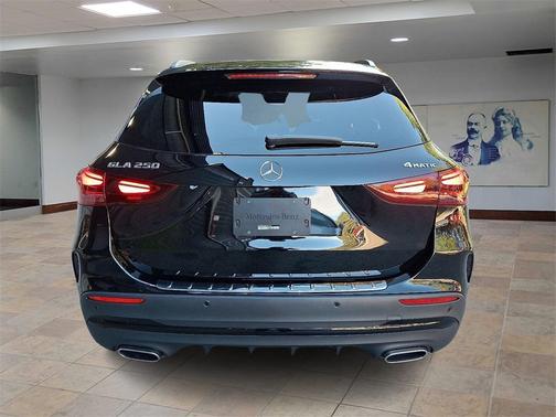 2025 Mercedes-Benz GLA 250 4MATIC