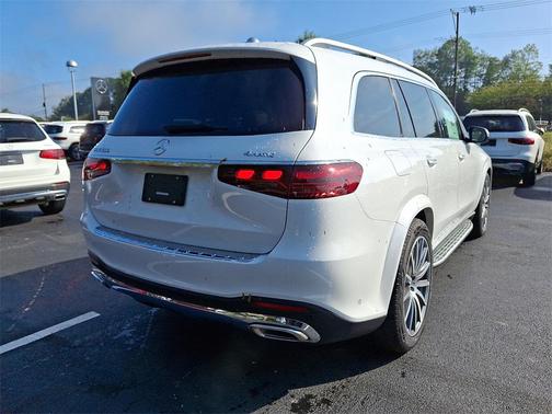 2026 Mercedes-Benz GLS 580 4MATIC