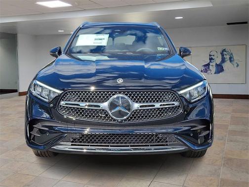 2026 Mercedes-Benz GLC 300 4MATIC