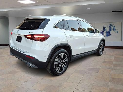 2025 Mercedes-Benz GLA 250 4MATIC
