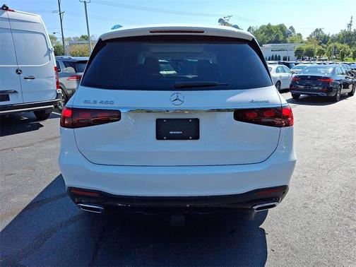 2026 Mercedes-Benz GLS 450 4MATIC