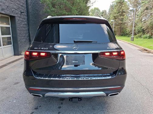 2025 Mercedes-Benz GLS 450 4MATIC