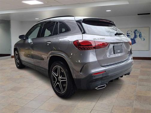 2025 Mercedes-Benz GLA 250 4MATIC