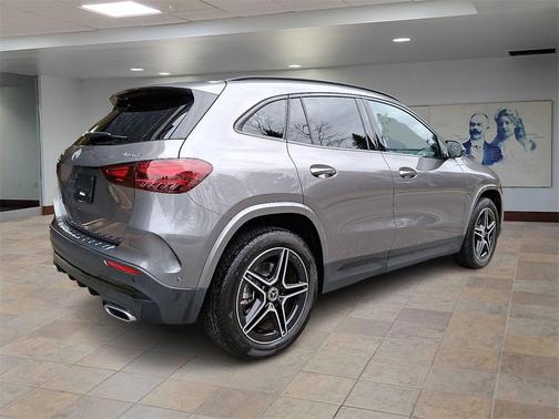 2025 Mercedes-Benz GLA 250 4MATIC