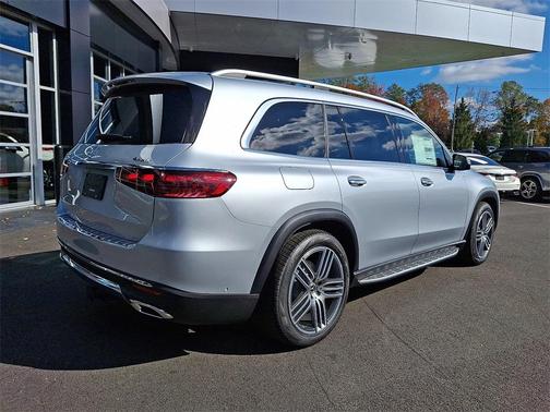 2026 Mercedes-Benz GLS 450 4MATIC