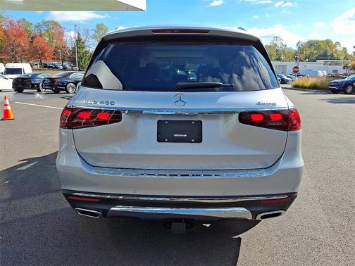 2026 Mercedes-Benz GLS 450 4MATIC