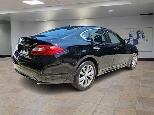 2014 INFINITI Q70 3.7X