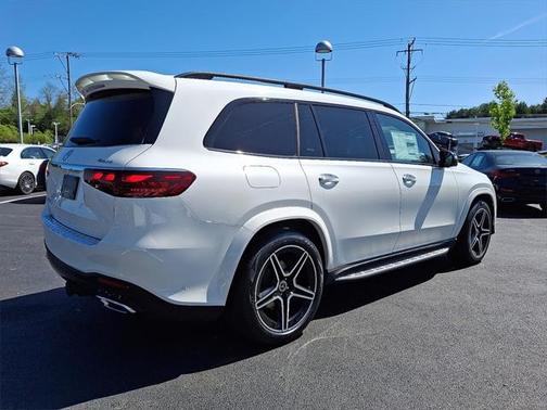 2025 Mercedes-Benz GLS 450 4MATIC