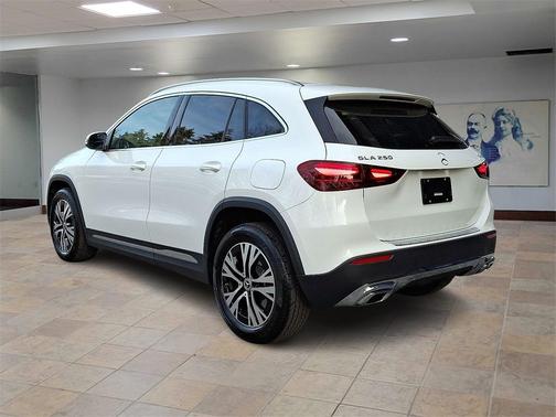 2025 Mercedes-Benz GLA 250 4MATIC