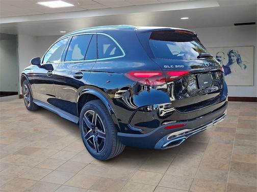 2026 Mercedes-Benz GLC 300 4MATIC