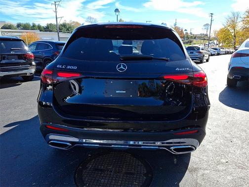 2026 Mercedes-Benz GLC 300 4MATIC