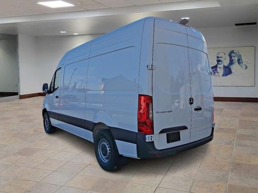 2025 Mercedes-Benz Sprinter 2500 Standard Roof