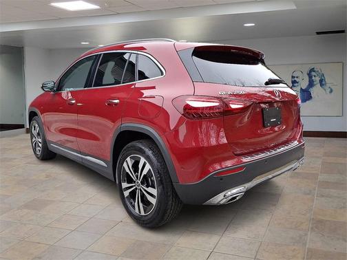 2025 Mercedes-Benz GLA 250 4MATIC