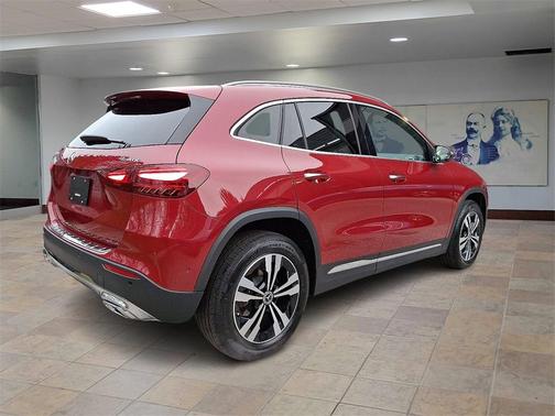 2025 Mercedes-Benz GLA 250 4MATIC