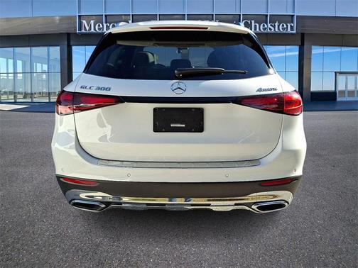 2025 Mercedes-Benz GLC 300 4MATIC