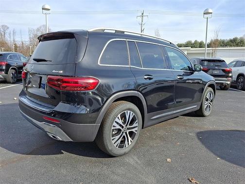 2026 Mercedes-Benz GLB 250 4MATIC