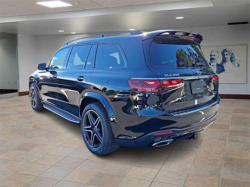 2026 Mercedes-Benz GLS 450 4MATIC