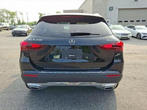 2025 Mercedes-Benz GLA 250 4MATIC