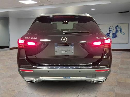 2025 Mercedes-Benz GLA 250 4MATIC