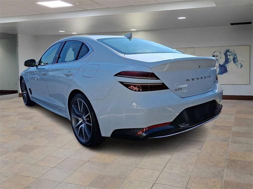 2022 Genesis G70 2.0T AWD