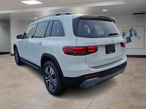2025 Mercedes-Benz GLB 250 4MATIC