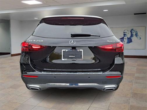 2025 Mercedes-Benz GLA 250 4MATIC