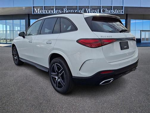 2026 Mercedes-Benz GLC 300 4MATIC