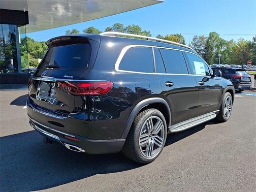 2026 Mercedes-Benz GLS 450 4MATIC