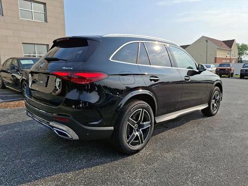 2025 Mercedes-Benz GLC 300 4MATIC