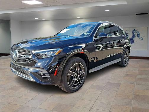 2026 Mercedes-Benz GLC 300 4MATIC