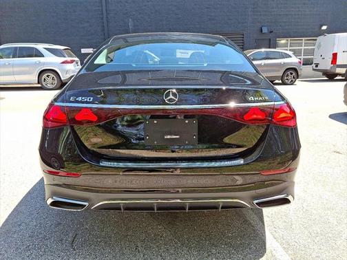 2025 Mercedes-Benz E-Class 4MATIC