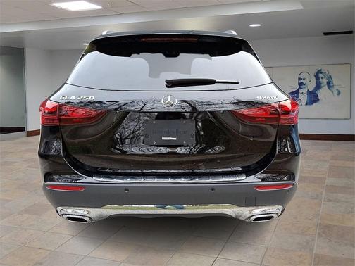 2025 Mercedes-Benz GLA 250 4MATIC