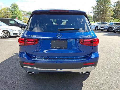 2026 Mercedes-Benz GLB 250 4MATIC