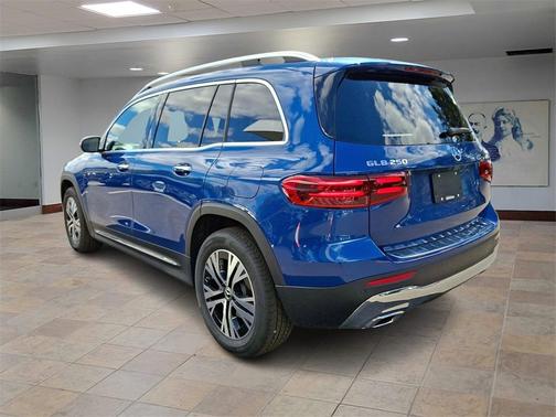 2026 Mercedes-Benz GLB 250 4MATIC