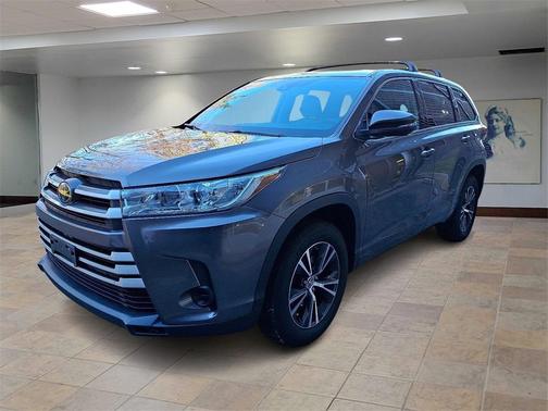 2018 Toyota Highlander LE I4