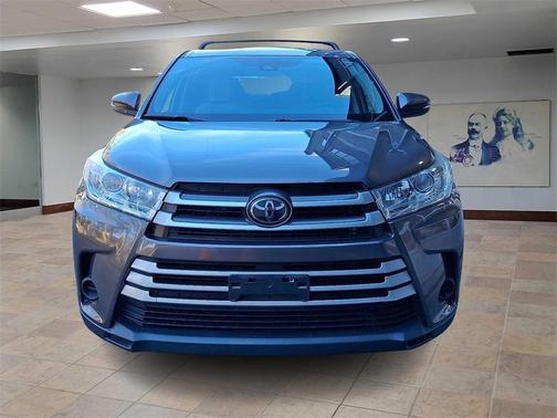 2018 Toyota Highlander LE I4