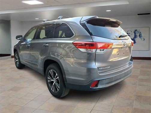 2018 Toyota Highlander LE I4