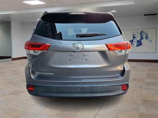 2018 Toyota Highlander LE I4