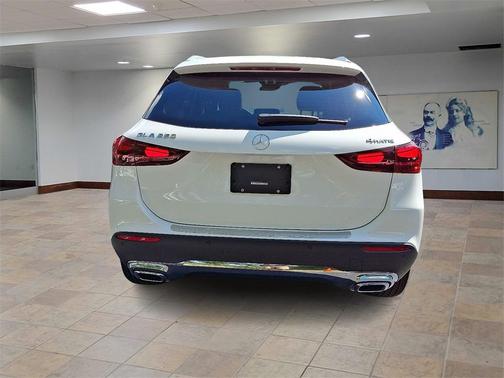 2025 Mercedes-Benz GLA 250 4MATIC