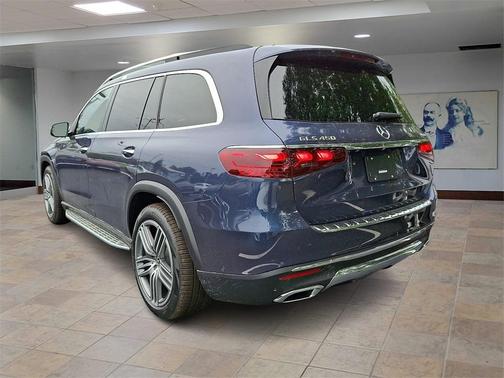 2026 Mercedes-Benz GLS 450 4MATIC
