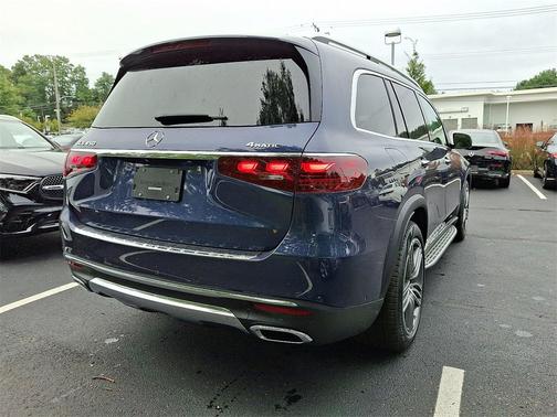 2026 Mercedes-Benz GLS 450 4MATIC